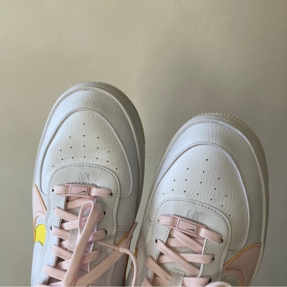 Nike | Air Force 1 PLT.AF.ORM Platform Sneakers in White Pearl Pink Opti Yellow - Picture 4 of 9